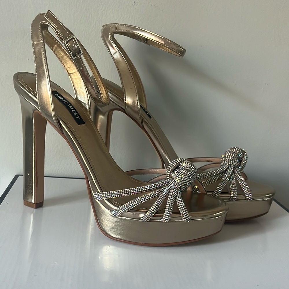 Nine West Womens Size 8 Formal Heel Sandals